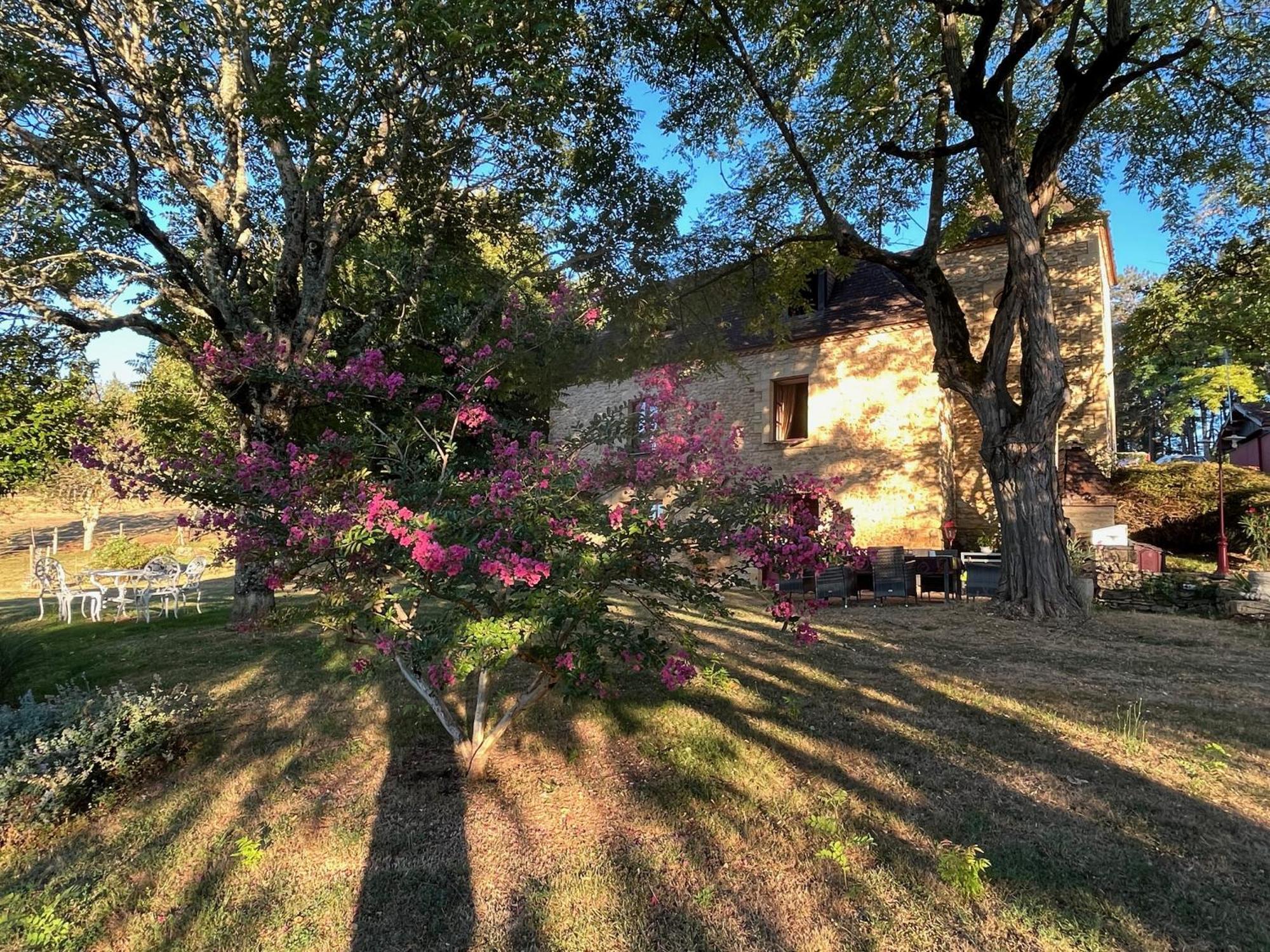 Roquebrune Saint-Alvere Екстер'єр фото